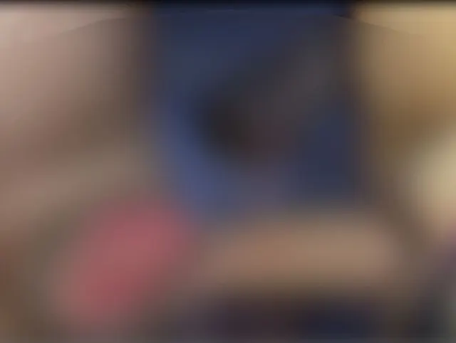 Stiefmutter, lass mich deine Sohlen mit Sperma reinigen