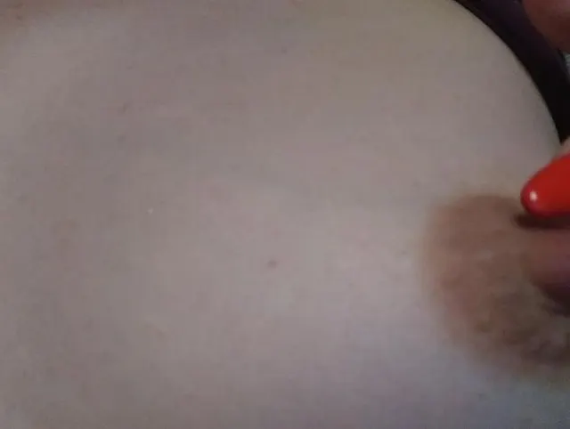 Ich mache meine Nippel STEIF