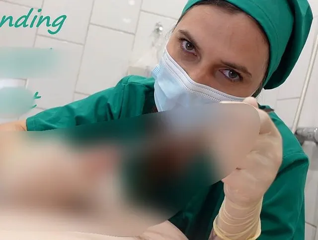 Sounding mit Handjob-Patienten POV