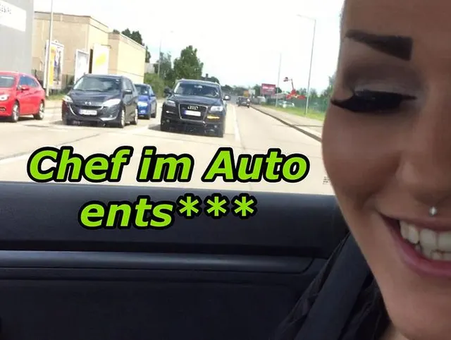 Chef im Auto entsaftet! Gefährlich aber geil!
