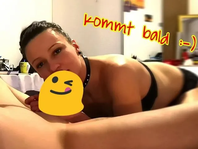 "kommt" bald - gefesselt ausgeliefert abgespritzt :-)
