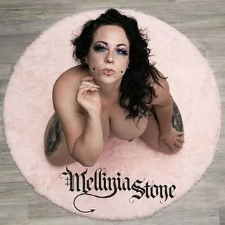 Profilbild von MelliniaStone