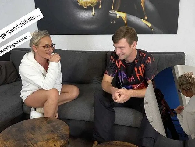 Nachbars Nerd Junger sperrt sich aus !!! Sex-Nachhilfe Angebot angenommen !!!!