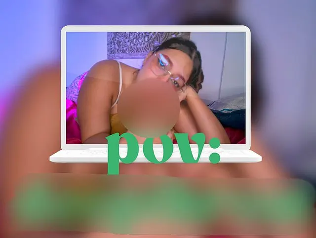 Punto de Vista de una giganta profunda, muy profunda y flagelación