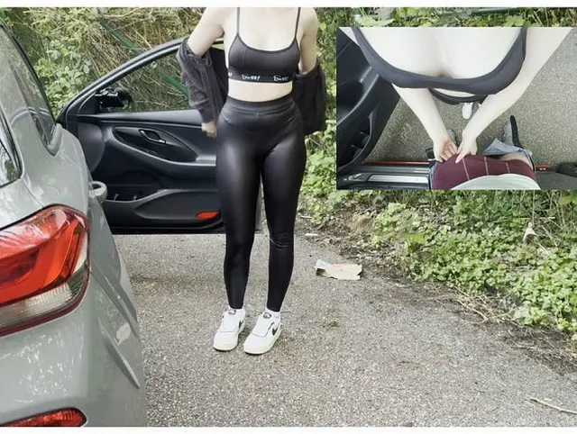 Aufregender outdoor Handjob mit einem großen Schwanz! Wetlookleggings ordentlich eingesaut!