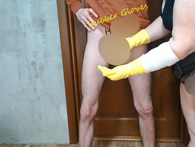 Gummihandschuhe Handjob