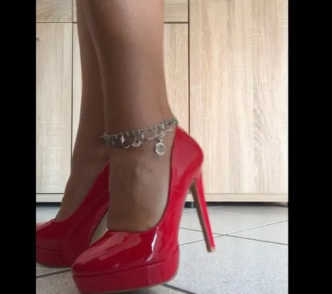 Neue, rote Highheels