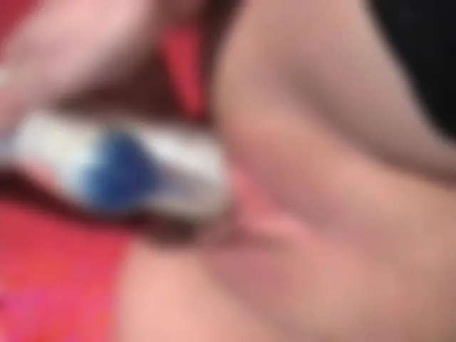 \"NOTGEILE FOTZE\"