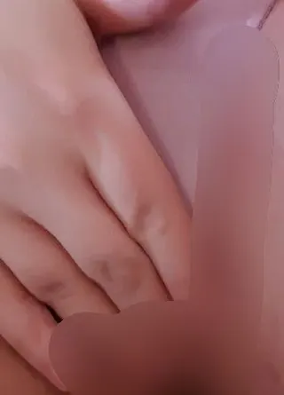 Enge nasse Pussy möchte ausgepackt werden...