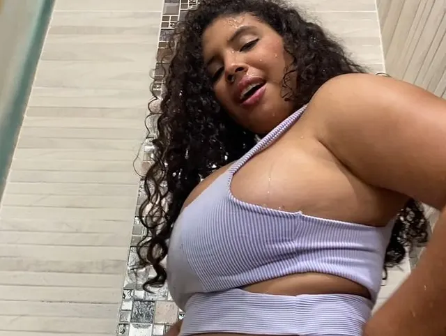 Meine sexy Zeit unter der Dusche