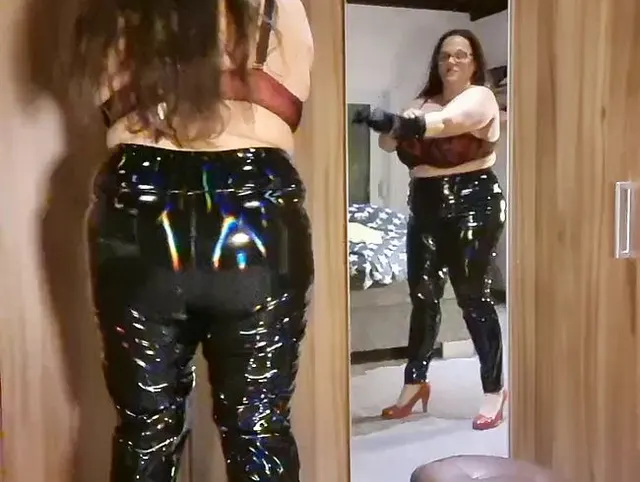 Outfitwechsel....von geil zu Noch geiler mit Ton