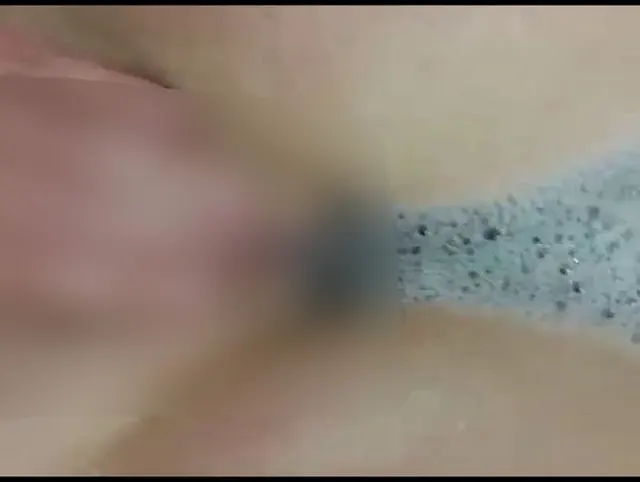 streichel meine behaarte Muschi in der Badewanne - sinnliche zeit!
