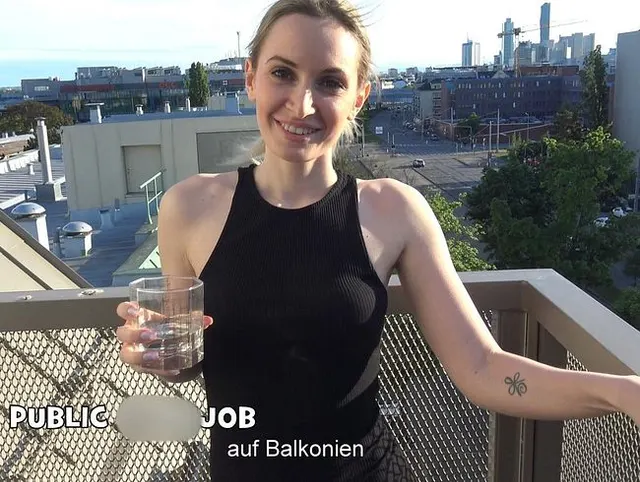 Public Blowjob auf Balkonien