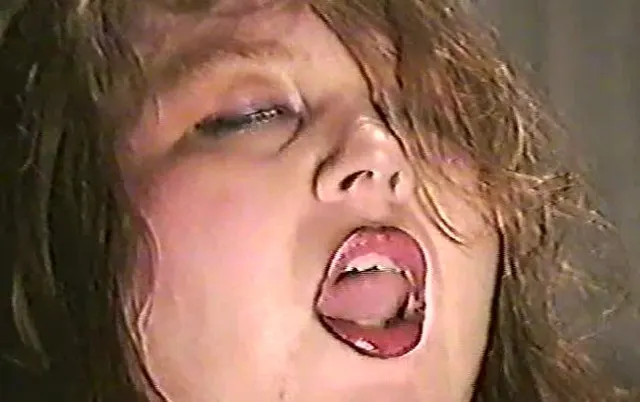 Teeny Bitch