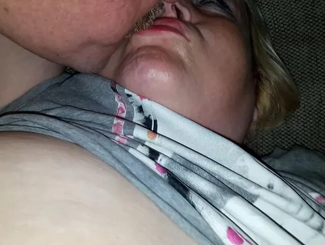 Cuckoldspiele - lustlose Küsse