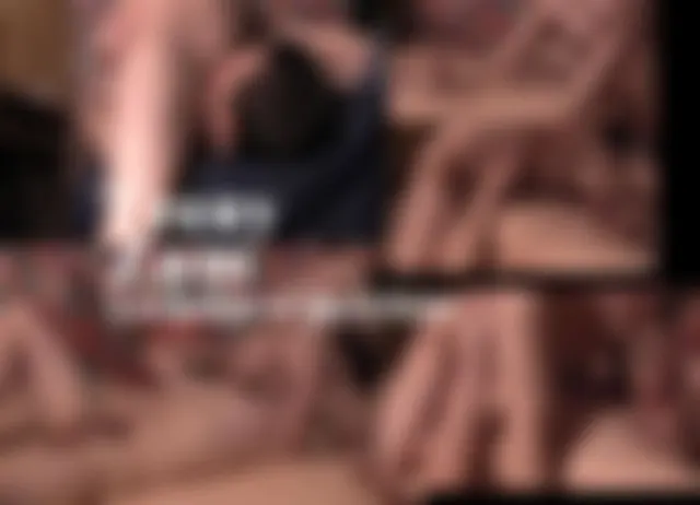 Teeny zum lecksklave gerichtet