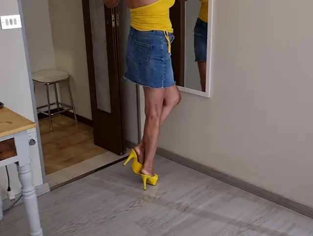Sexy hergerichtet zum Ausgehen...