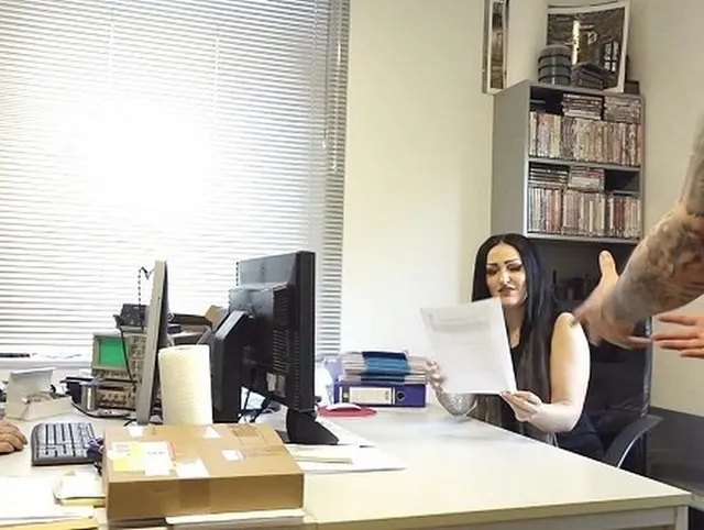Wahnsinns Büro Alltag! Fick und Sperma Orgie!