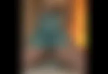 Scarlet Slut Teases