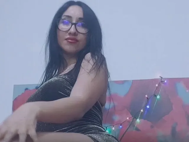 Alleine tanzen in meinem glänzenden Kleid