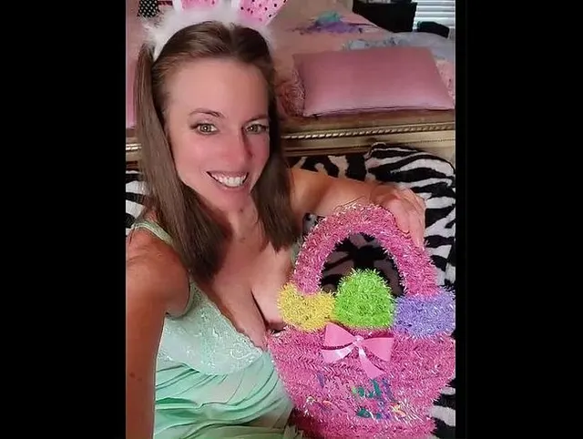 ?? Bunny Slut Nikkis Osterschwanzjagd – Nass, wild und voller Sahne ??