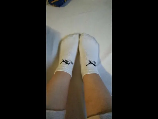 Meine sexy Füße warten schon auf deinen Geilen Härten Schwanz