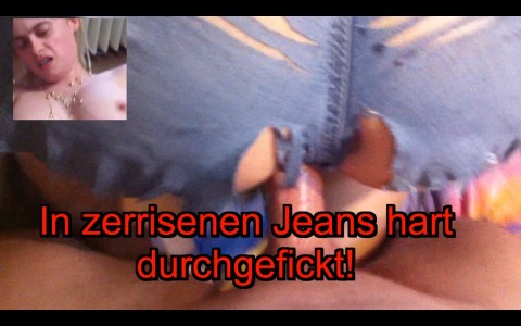 In zerrissenrn Jeans hart durchgefickt,,,