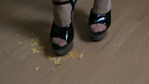 Crunching Chips Trampling