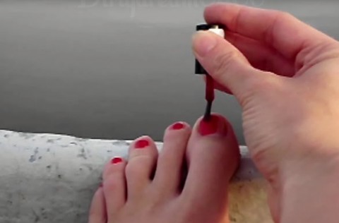 Video 7 Fußnägel lackieren