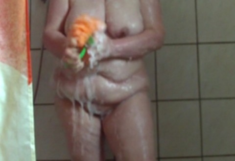 Pipi in der Dusche