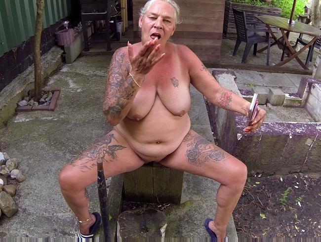 Outdoor Pee